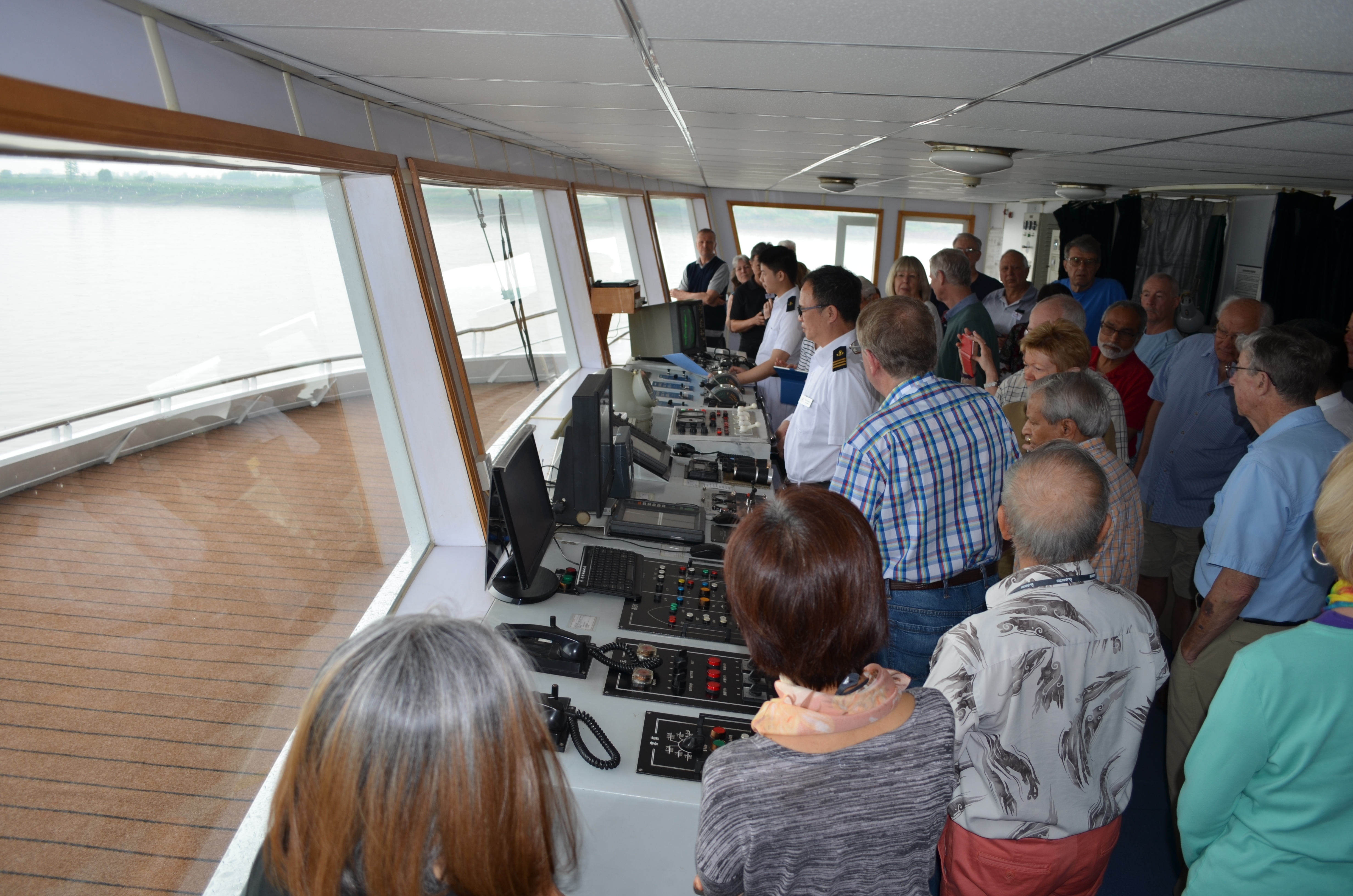 ./2018/03 - Viking China/20 - Bridge Tour/DSC_0105.JPG